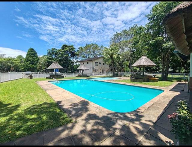 2 BEDROOM APARTMENT FOR SALE IN RENNIES BEACH